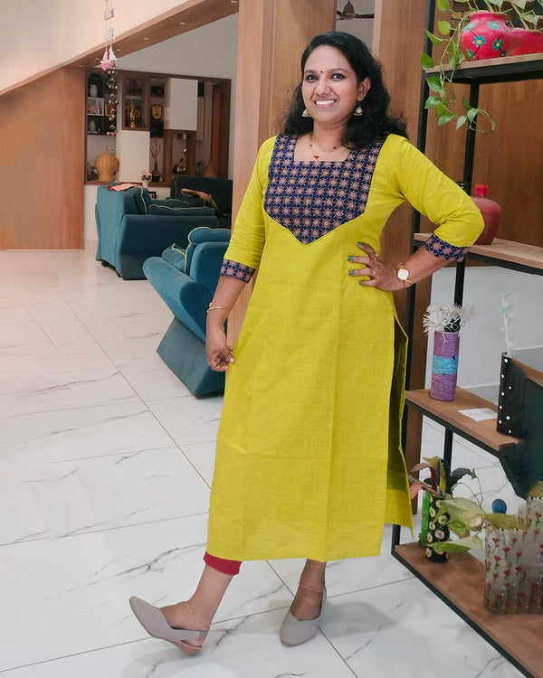 Semi Party Wear Kurthi - Slub Silk - Square Shape Neck With Beads Work - 3/4th Sleeve - Side Slitted, Women Fashions