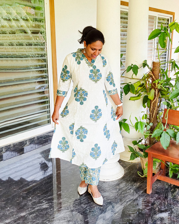 Cotton Off white Printed With Bottom Kurti, Women Fashions