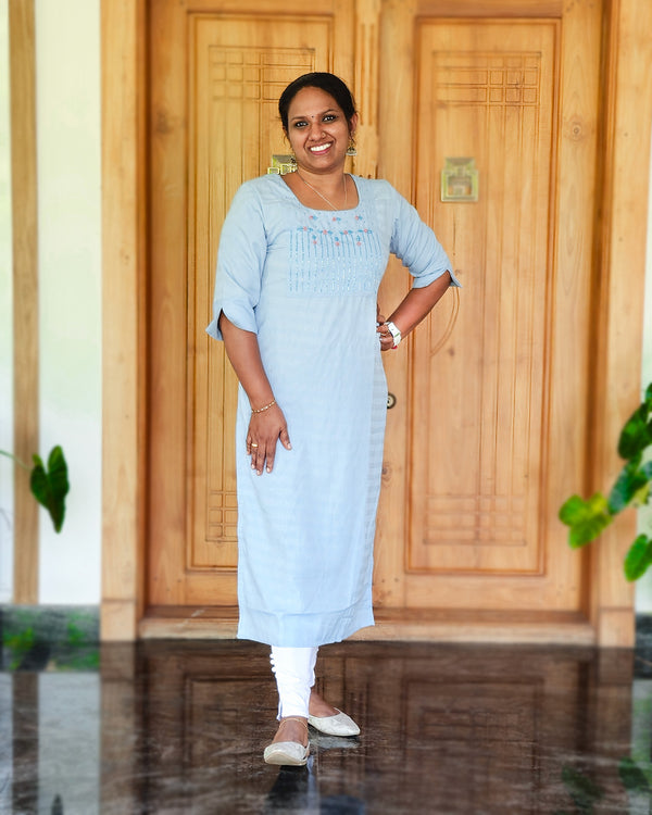 Rayon Kurthi With Zardosi Beads Kurti, Women Fashions